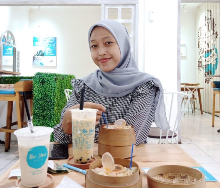 Mbak Lili's Gurame Soup: The Secret Flavor That Makes Cilacap Residents Queue